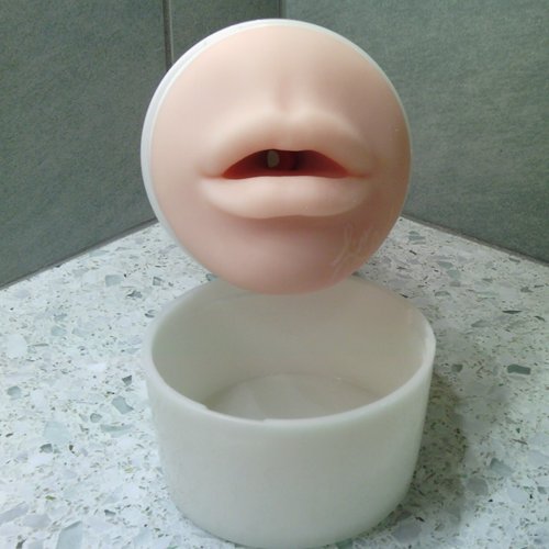 Lips and opening