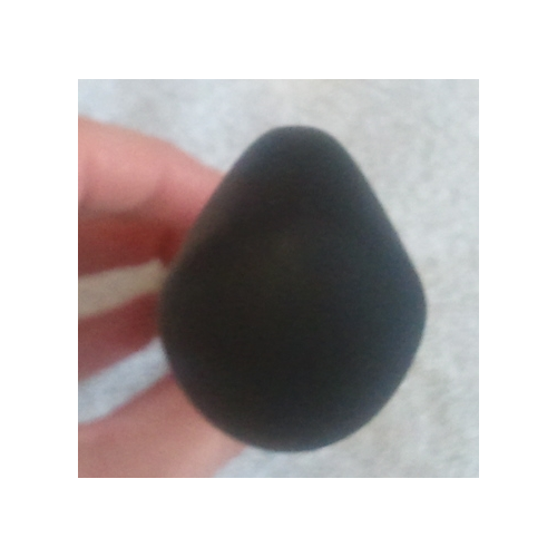 Teardrop-shaped head