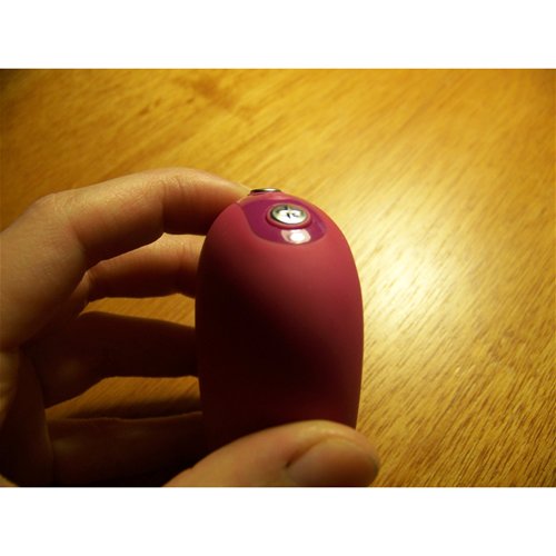 Button crevice