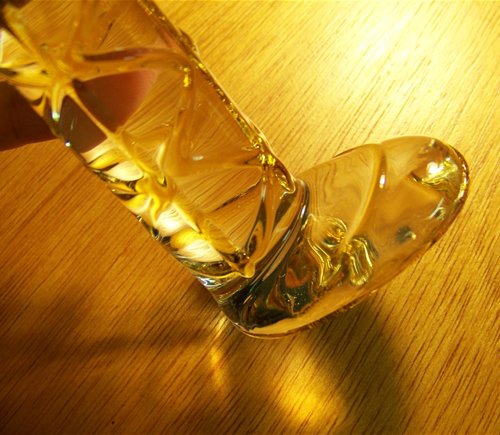 Gold G base in profile
