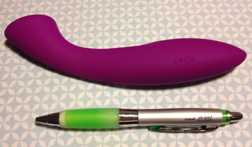 Size comparison - pen