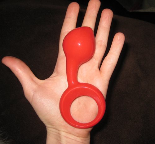 i have tiny hands!