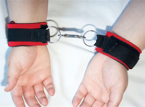Sportcuffs Connected