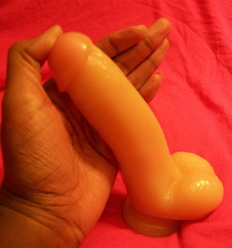Dildo bent backwards
