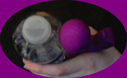 The Flow tip size shown next to bottle cap 2