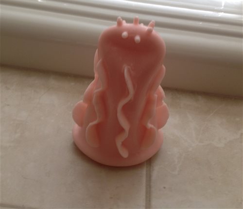 Other side has long ridges and nubs for your head