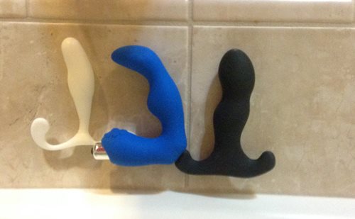 Side view for comparison to other popular P toys