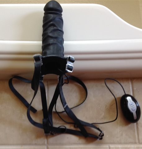 Straps adjusted to fit my 33 inches waist
