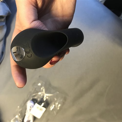 Showing finger hole