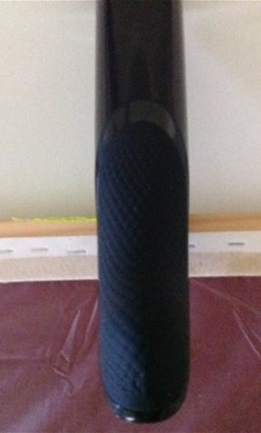 Sculptured handle w/ padded grip