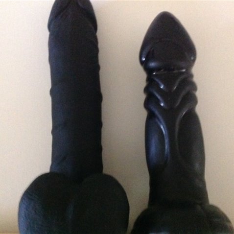 underside of Caesar and Dragon