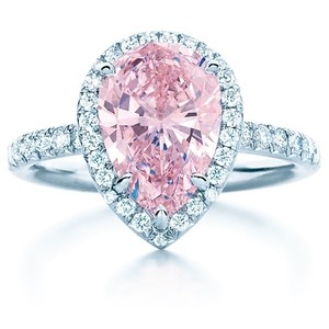 Tiffany Fancy Intense pink diamond ring