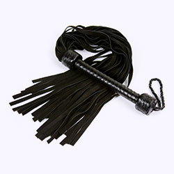 Eden long tail suede flogger