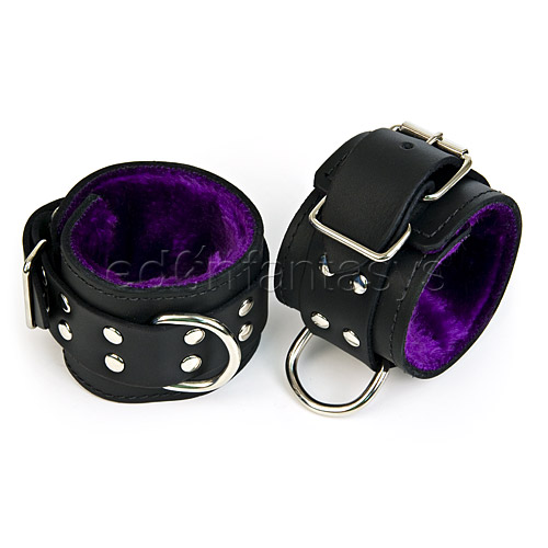 Product: Purple fur line wrist restraints