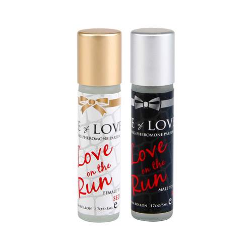 Product: Love on the run pheromone couples kit