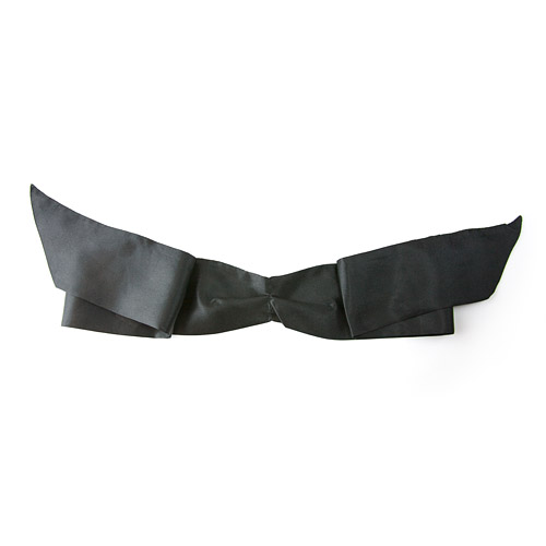 Product: Soft darkness ribbon blindfold