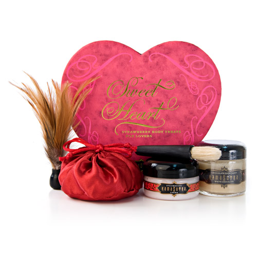 Product: Sweet Heart strawberry box
