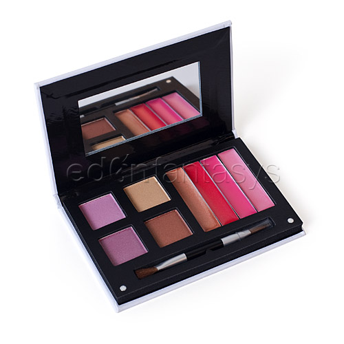 Product: Face palette at the spa