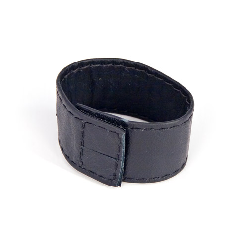 Product: Leather cock ring with velcro closure