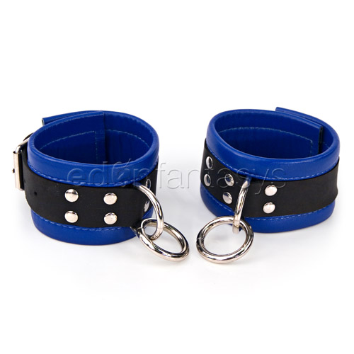 Product: Black and blue medium restraints