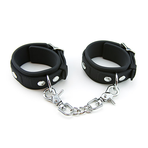 Silicone chained handcuffs